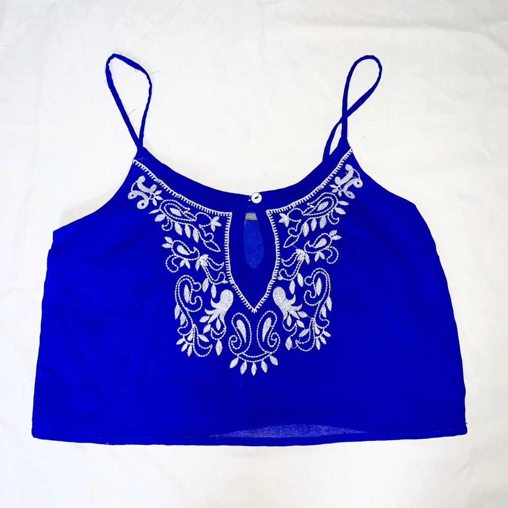 Crop top